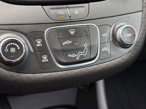 Used 2023 Chevrolet Malibu RS w/ LPO, Floor Liner Package FWD image 31