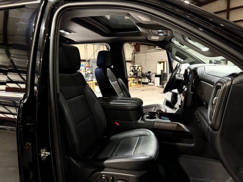 Used 2020 GMC Sierra 2500 Denali w/ Denali Ultimate Package AWD/4WD image 27