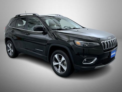 Used 2019 Jeep Cherokee Limited AWD/4WD image 3