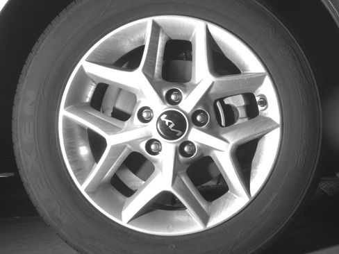 Used 2025 Kia Soul LX w/ LX Technology Package FWD image 13