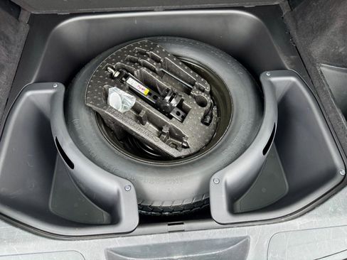 Used 2020 Jeep Grand Cherokee Altitude image 31