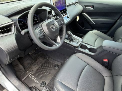 New 2026 Toyota Corolla Cross XLE AWD/4WD image 10