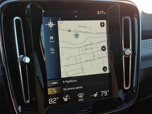 Used 2019 Volvo XC40 T5 R-Design image 17