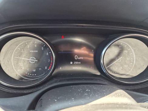 Used 2021 Buick Encore GX Essence FWD image 17