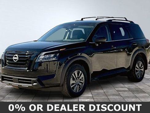 New 2025 Nissan Pathfinder SV w/ Black Appearance Package image 1