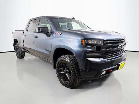 Used 2021 Chevrolet Silverado 1500 LT Trail Boss w/ Convenience Package II AWD/4WD image 4