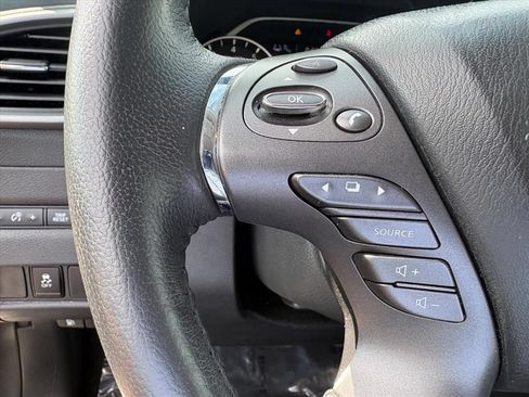 Used 2022 Nissan Murano SV w/ Cargo Package AWD/4WD image 10