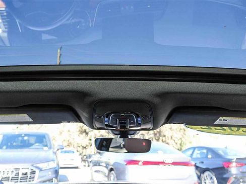 Used 2022 Audi Q5 2.0T Premium image 12