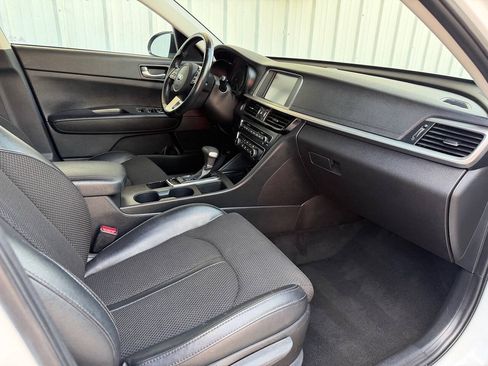 Used 2020 Kia Optima S FWD image 14