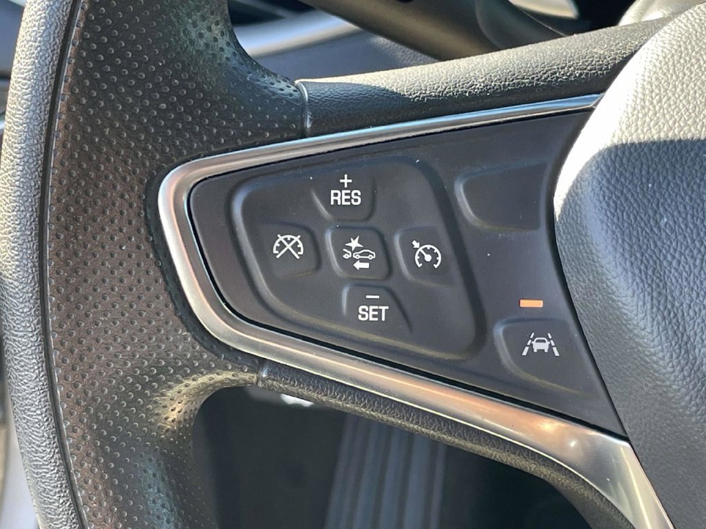 Used 2025 Chevrolet Malibu LT FWD image 24