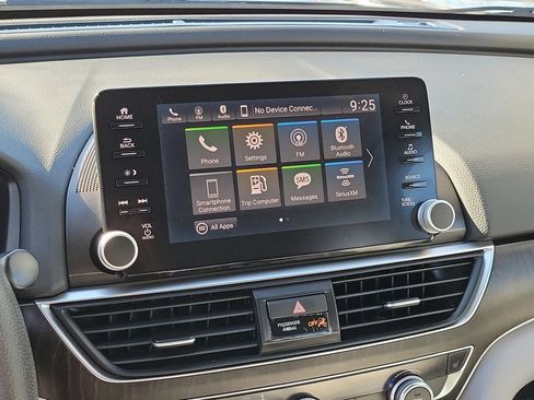 Used 2018 Honda Accord EX image 26