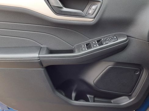 Used 2022 Ford Escape SE w/ Convenience Package image 18