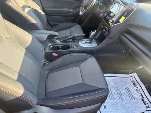 Used 2018 Subaru Crosstrek 2.0i Premium w/ Moonroof Package image 24