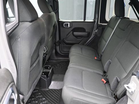 Used 2021 Jeep Wrangler Unlimited Sport image 11