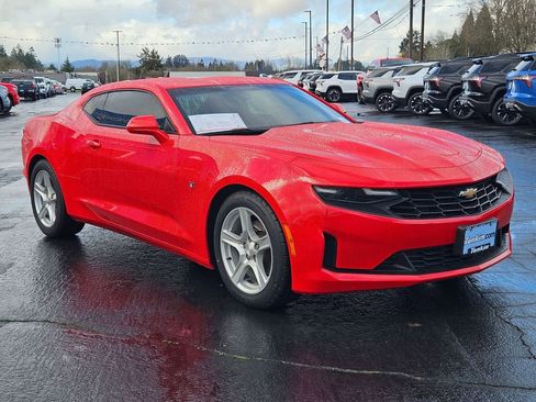 Used 2023 Chevrolet Camaro LT image 8
