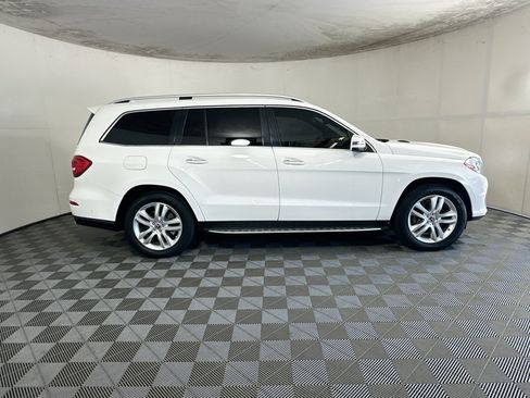 Used 2018 Mercedes-Benz GLS 450 4MATIC image 2