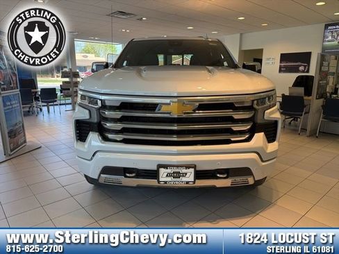 New 2026 Chevrolet Silverado 1500 High Country AWD/4WD image 2
