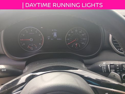 Used 2022 Kia Sportage Nightfall Edition image 12