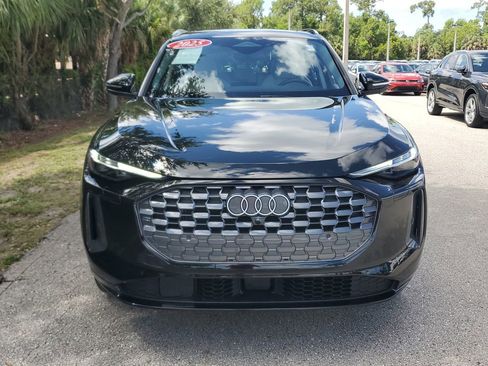 Certified 2025 Audi Q5 Premium Plus w/ Premium Plus AWD/4WD image 9