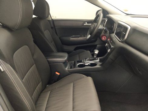 Used 2021 Kia Sportage LX AWD/4WD image 21