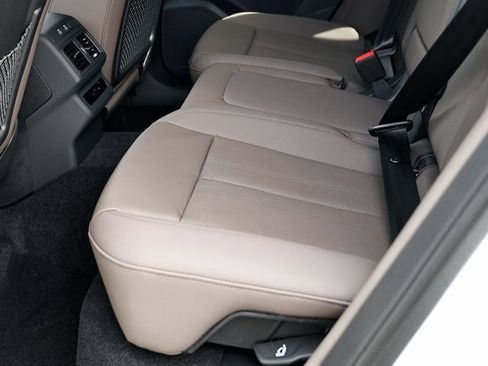 New 2025 Audi Q5 2.0T Premium Plus image 29