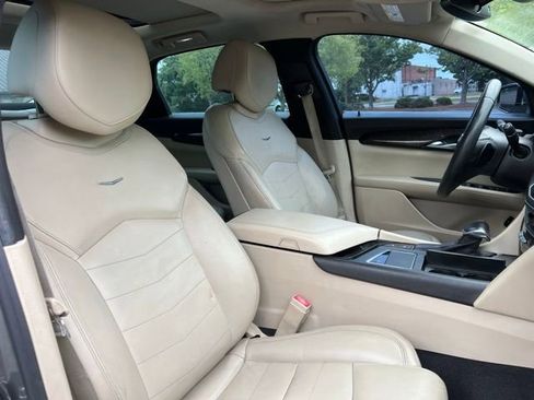 Used 2017 Cadillac CT6 2.0T RWD image 24