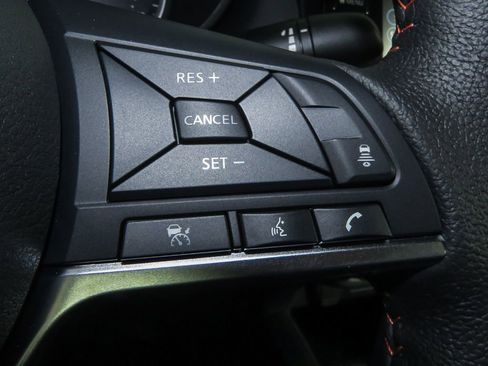 New 2025 Nissan Versa SR w/ Trunk Package FWD image 22