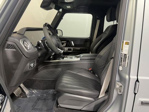 Certified 2025 Mercedes-Benz G 63 AMG 4MATIC image 8