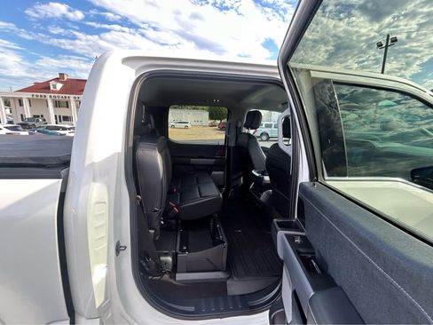 Used 2022 Ford F150 Lariat w/ Equipment Group 502A High AWD/4WD image 10