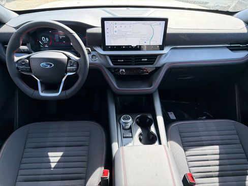 New 2026 Ford Explorer ST-Line AWD/4WD image 19