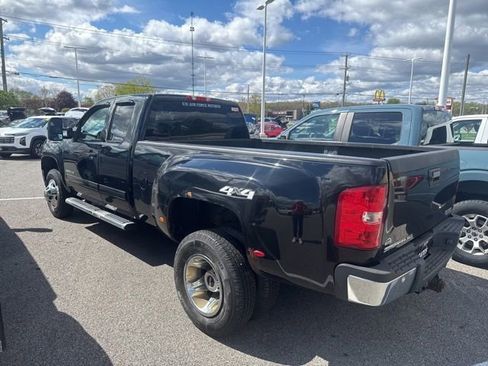 Used 2013 GMC Sierra 3500 SLT w/ SLT Convenience Package AWD/4WD image 4