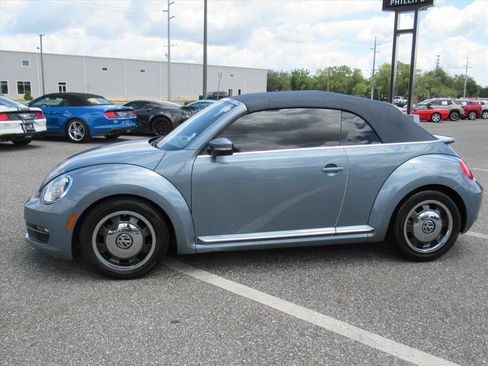 Used 2016 Volkswagen Beetle 1.8T Denim FWD image 4