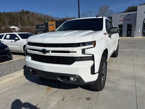 Used 2021 Chevrolet Silverado 1500 RST image 12