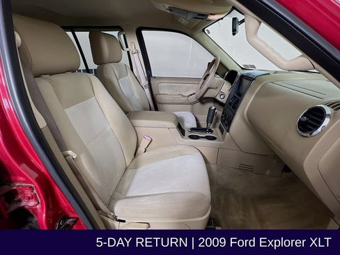 Used 2009 Ford Explorer XLT AWD/4WD image 29