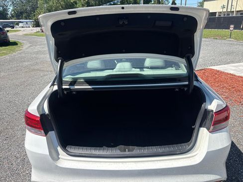 Used 2016 Kia Optima LX FWD image 18