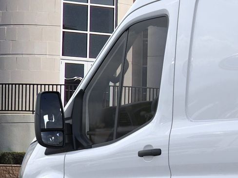 New 2026 Ford Transit 250 148 Medium Roof RWD image 20