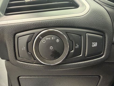 Used 2023 Ford Edge SEL AWD/4WD image 11
