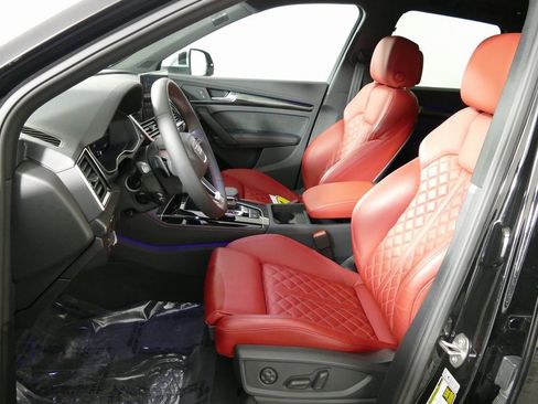 Used 2025 Audi SQ5 Premium Plus image 14