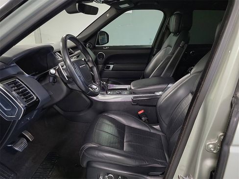 Used 2018 Land Rover Range Rover Sport HSE Dynamic image 14