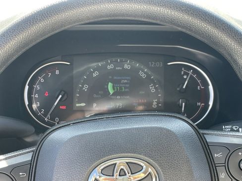 Used 2025 Toyota RAV4 XLE image 6