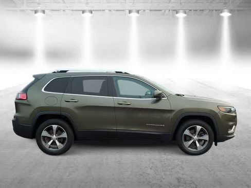 Certified 2019 Jeep Cherokee Limited AWD/4WD image 9