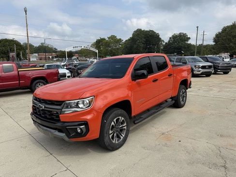 Used 2021 Chevrolet Colorado Z71 RWD image 1