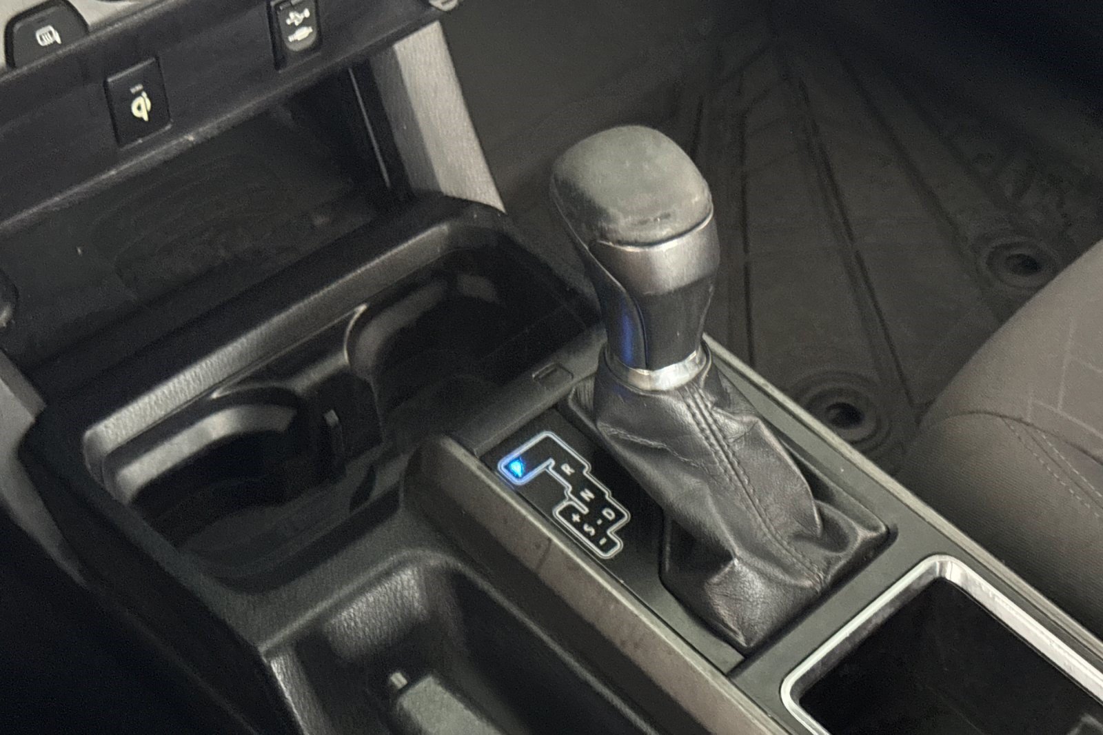Used 2017 Toyota Tacoma SR5 RWD image 18