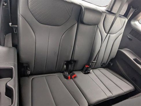 Used 2023 Hyundai Palisade SEL image 20