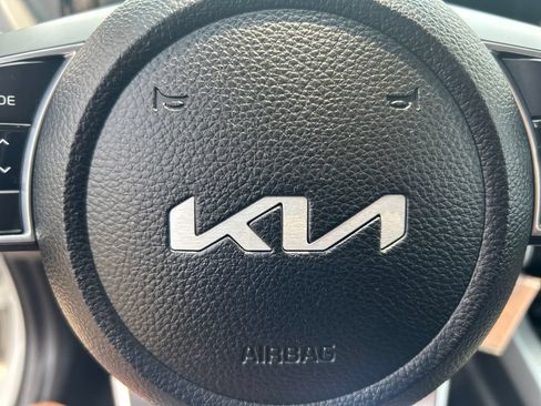 Used 2026 Kia Seltos LX FWD image 25