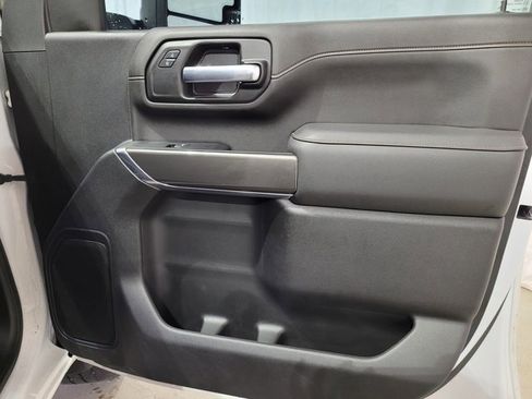 Used 2022 GMC Sierra 2500 AT4 image 59