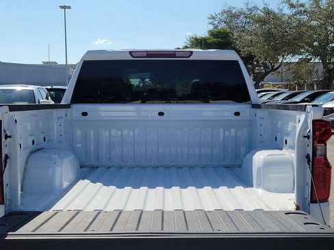 Used 2023 Chevrolet Silverado 1500 Custom image 19