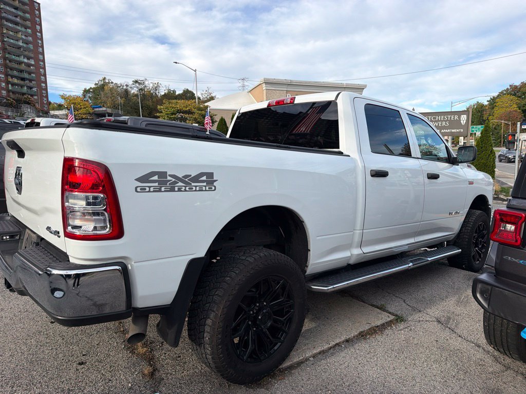 Used 2022 RAM 2500 Tradesman w/ Chrome Appearance Group AWD/4WD image 3