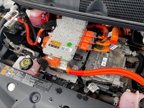 Used 2019 Chevrolet Bolt LT image 35