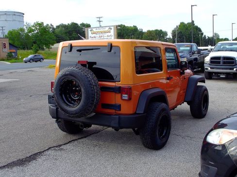 Used 2015 Jeep Wrangler Sport w/ Quick Order Package 23S AWD/4WD image 6